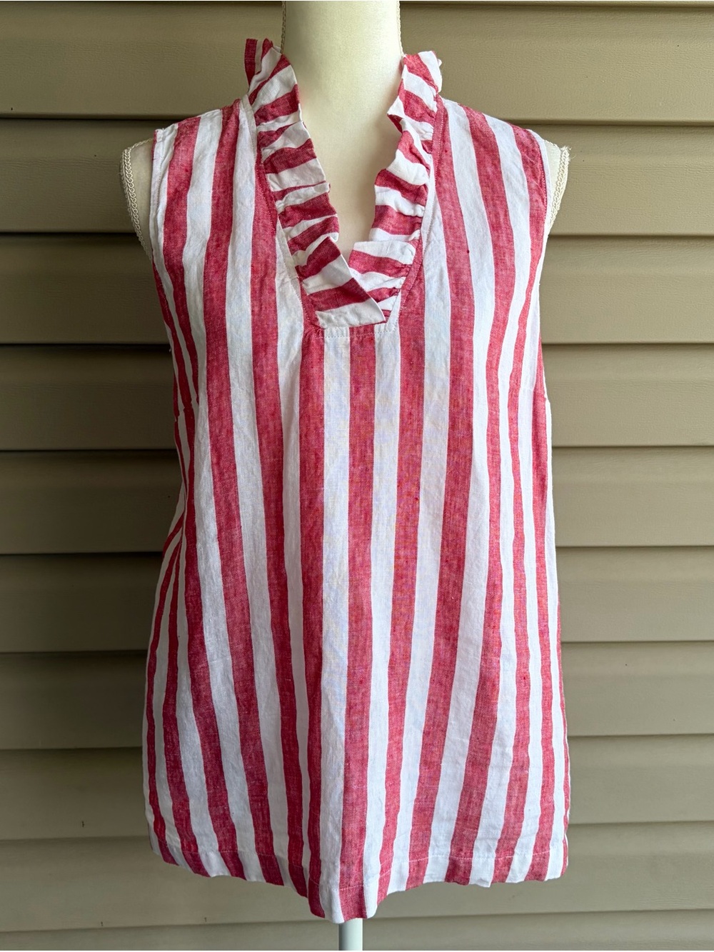 •Crown & Ivy• 100% Linen Red/White Striped Ruffle Neck Top - Size XL